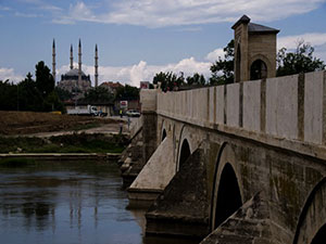 Tunca Köprüsü